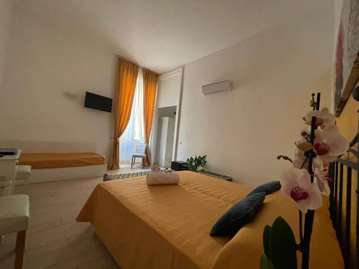 Ad Cavour Luxury Rooms - By Ad Roma Exterior photo