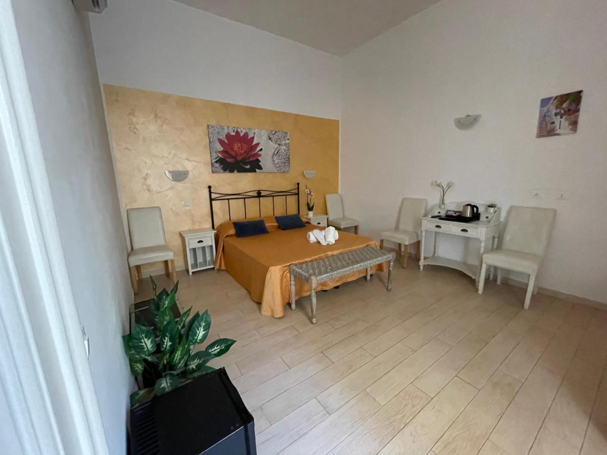 Ad Cavour Luxury Rooms - By Ad Roma Exterior photo
