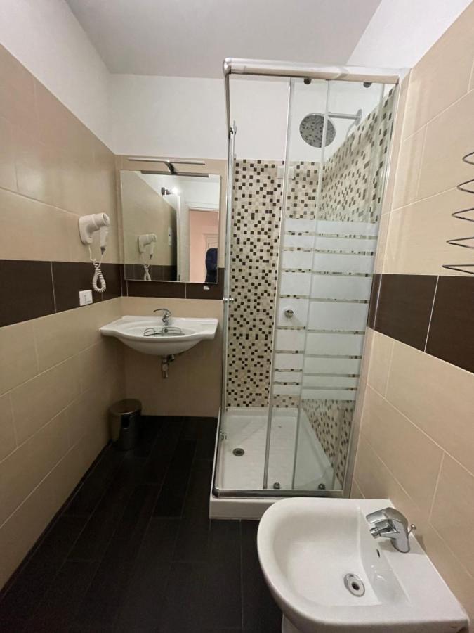 Ad Cavour Luxury Rooms - By Ad Roma Exterior photo