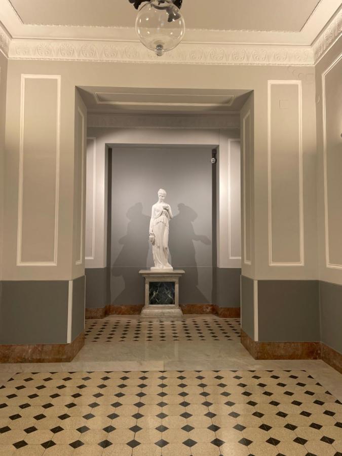 Ad Cavour Luxury Rooms - By Ad Roma Exterior photo