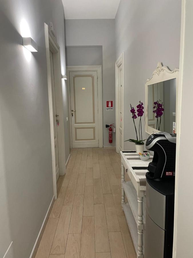Ad Cavour Luxury Rooms - By Ad Roma Exterior photo