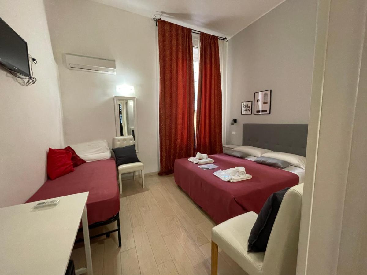 Ad Cavour Luxury Rooms - By Ad Roma Exterior photo