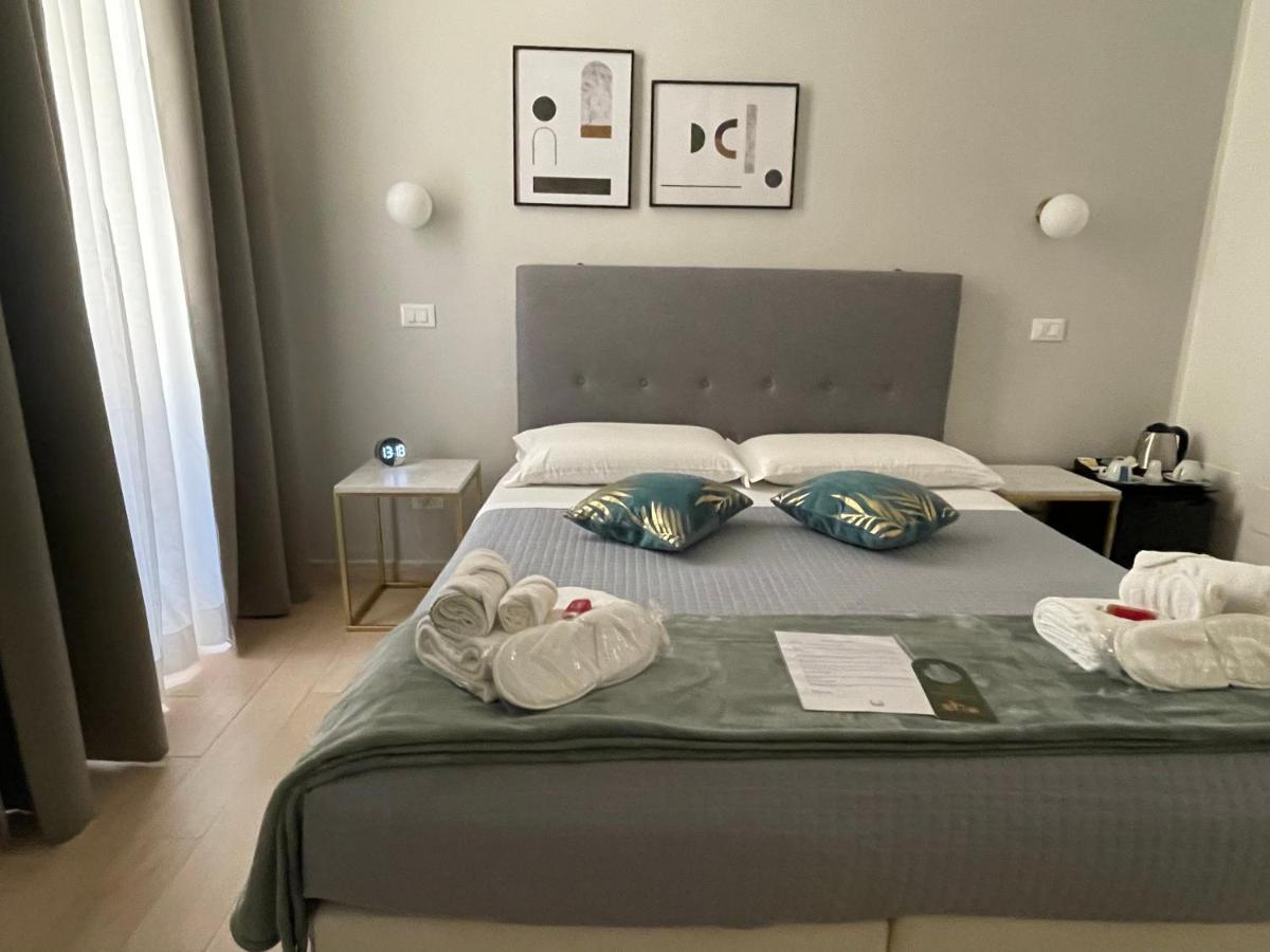 Ad Cavour Luxury Rooms - By Ad Roma Exterior photo