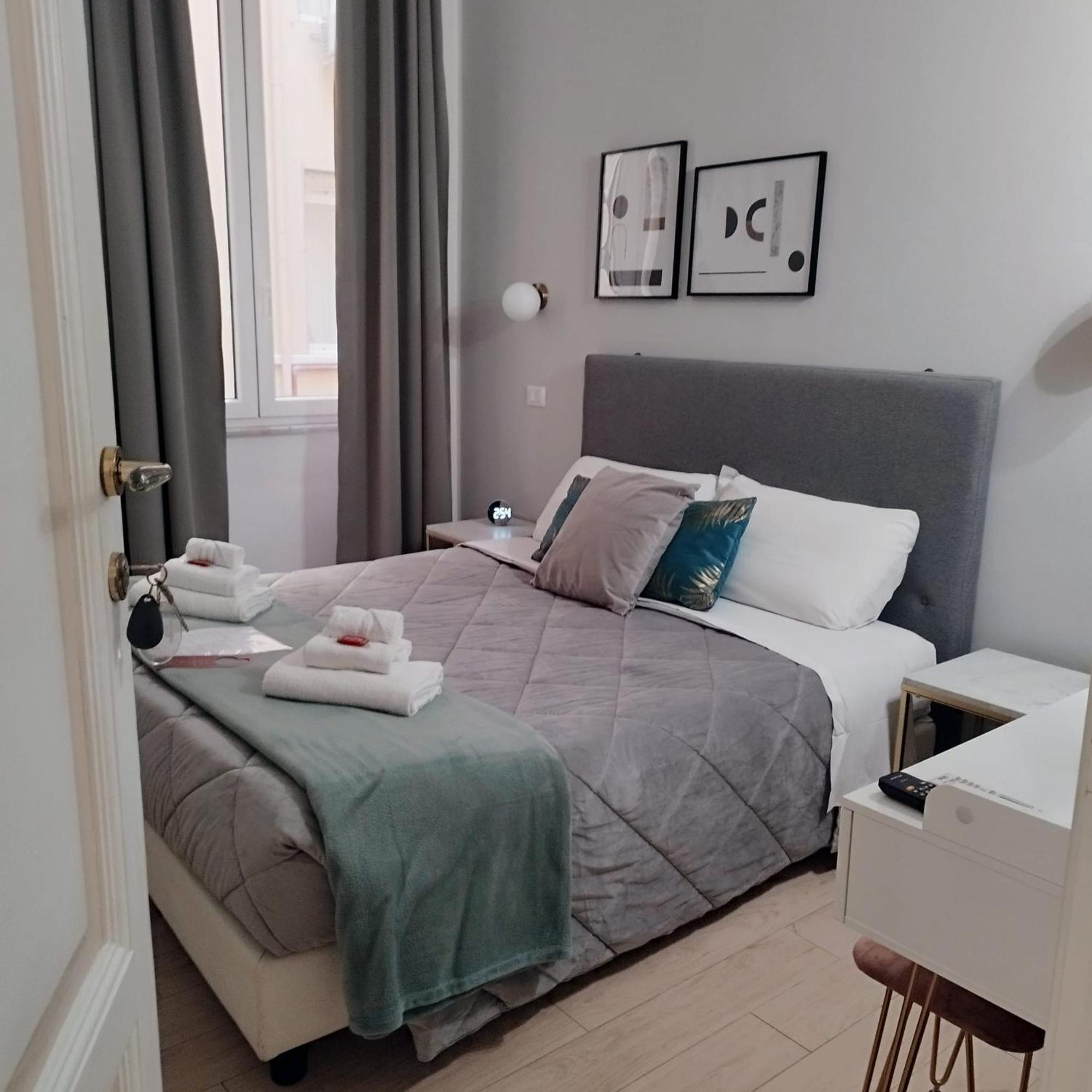 Ad Cavour Luxury Rooms - By Ad Roma Exterior photo
