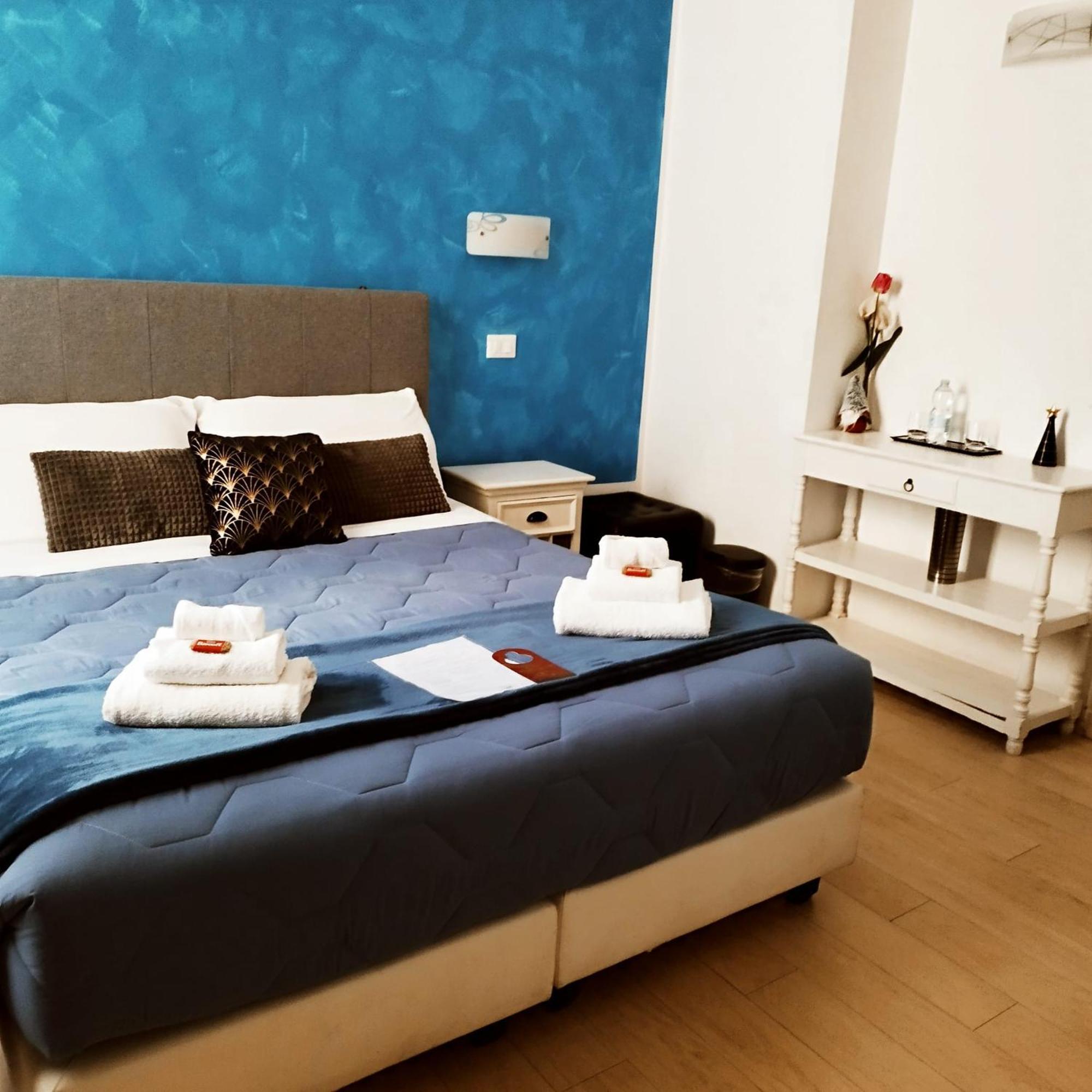 Ad Cavour Luxury Rooms - By Ad Roma Exterior photo
