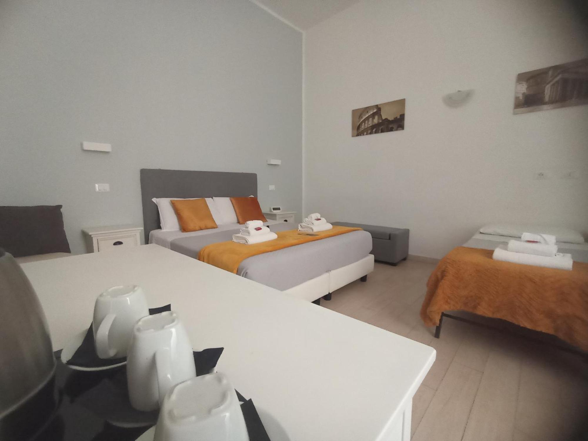 Ad Cavour Luxury Rooms - By Ad Roma Exterior photo